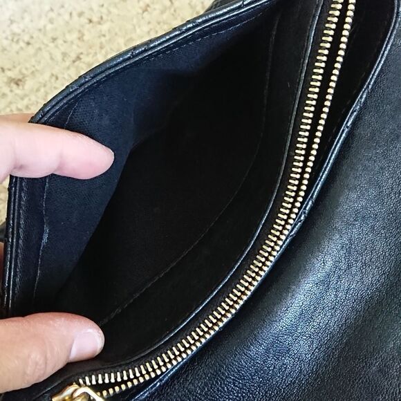 Marc Jacobs small Quilted Gold hardware Made in Italy black Crossbody - Picture 6 of 12